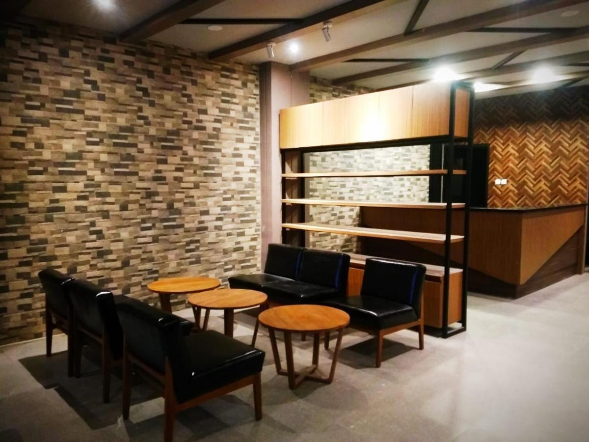 滨海机场酒店 三宝垄 外观 照片